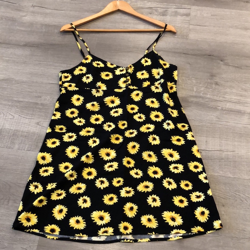 Urban Outfitters | Women’s Dress